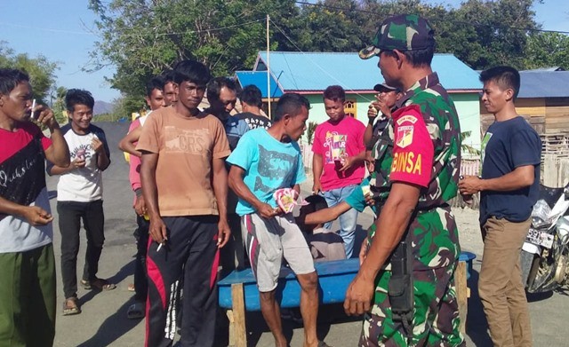 Pemuda Desa Toiba Bualemo Tewas Ditikam, Warga Palang Jalan